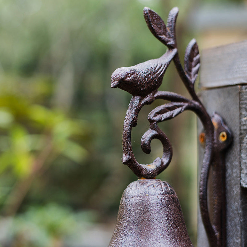Vintage creative bronze cast iron craft iron doorbell wall decoration Handbell branch bird hand bell